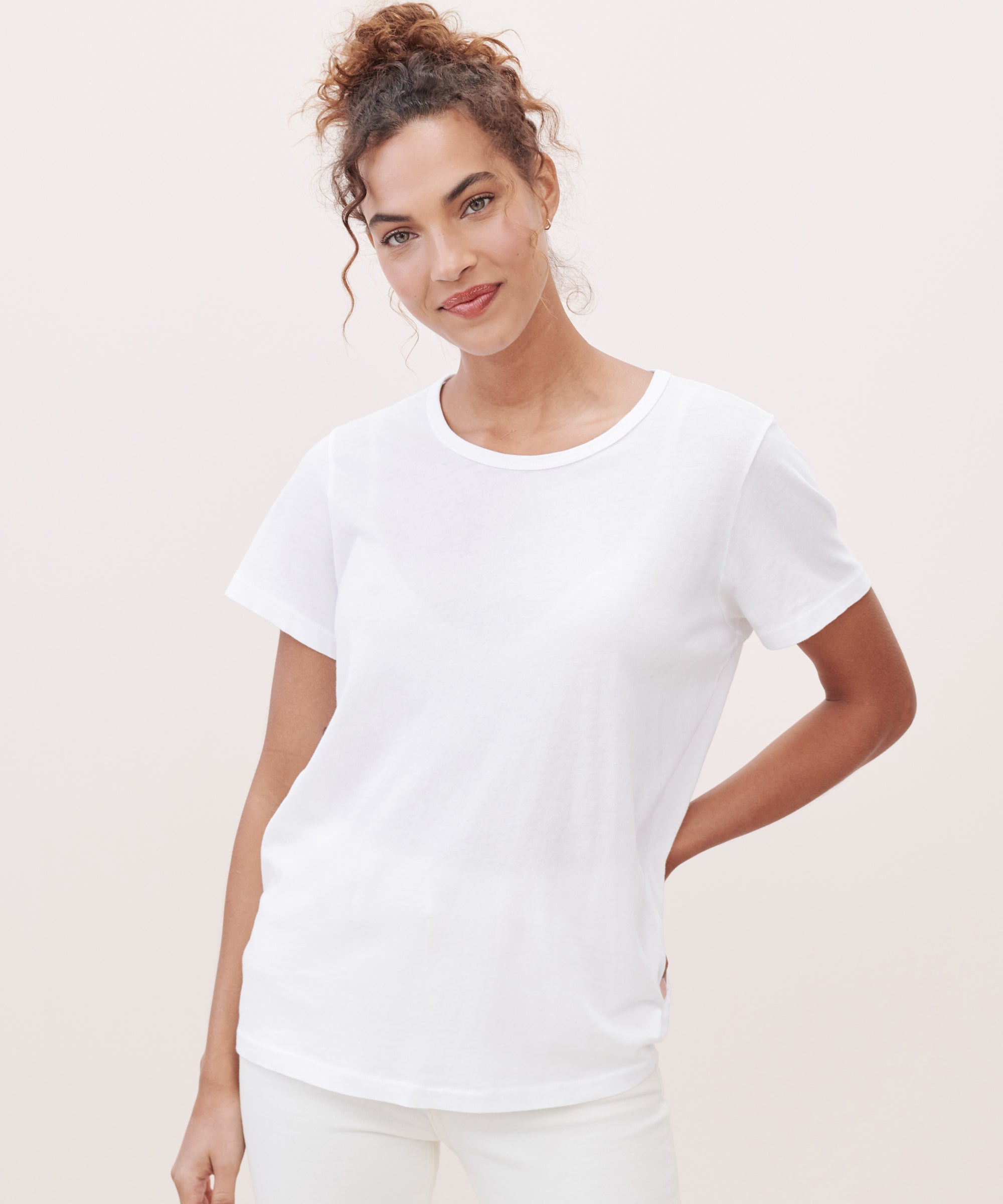 Los Angeles Apparel, 14/1 Rib Mock Neck Top for Women in White, Size XS in  2023