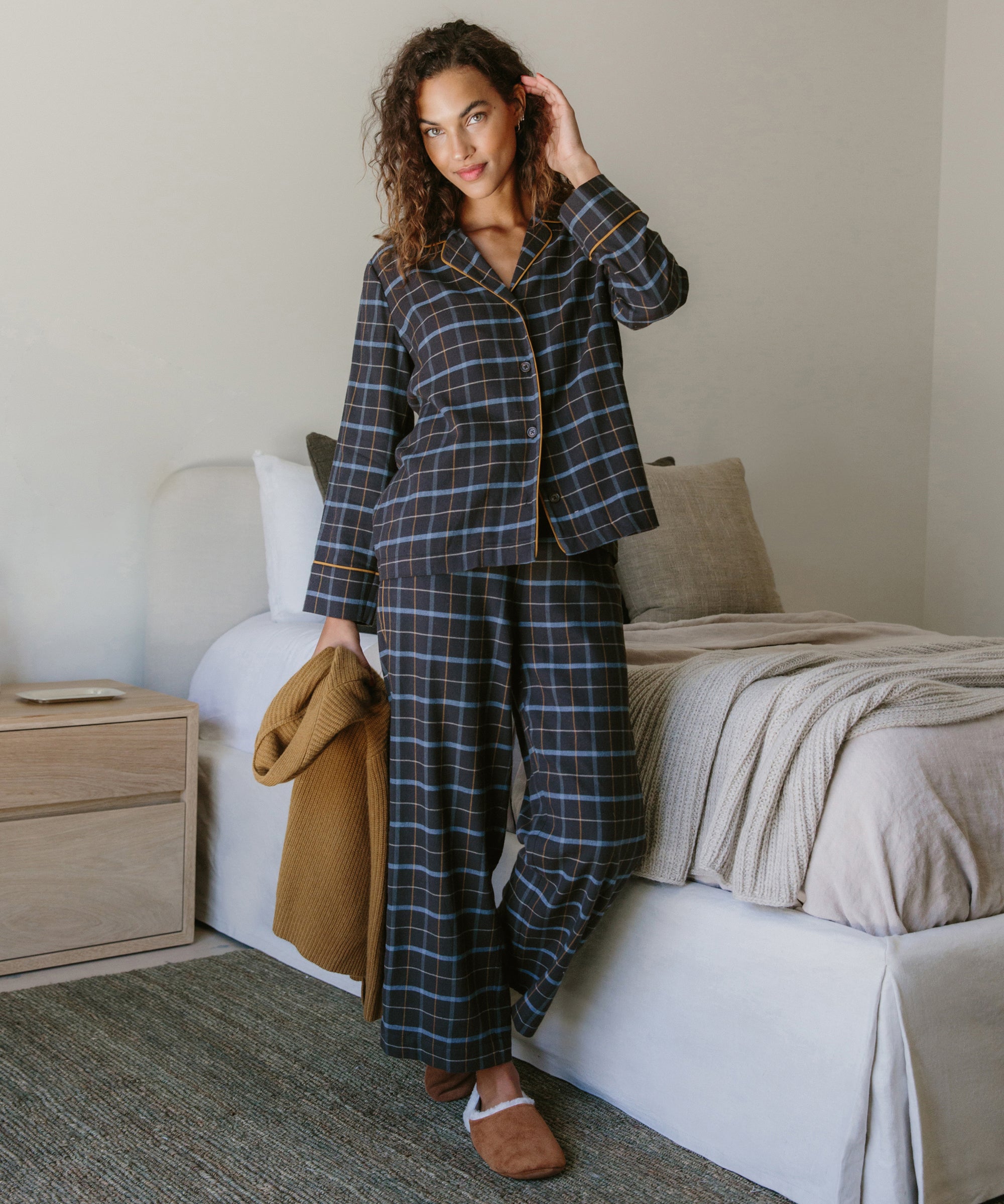 Women's Flannel Pajama Set in Navy