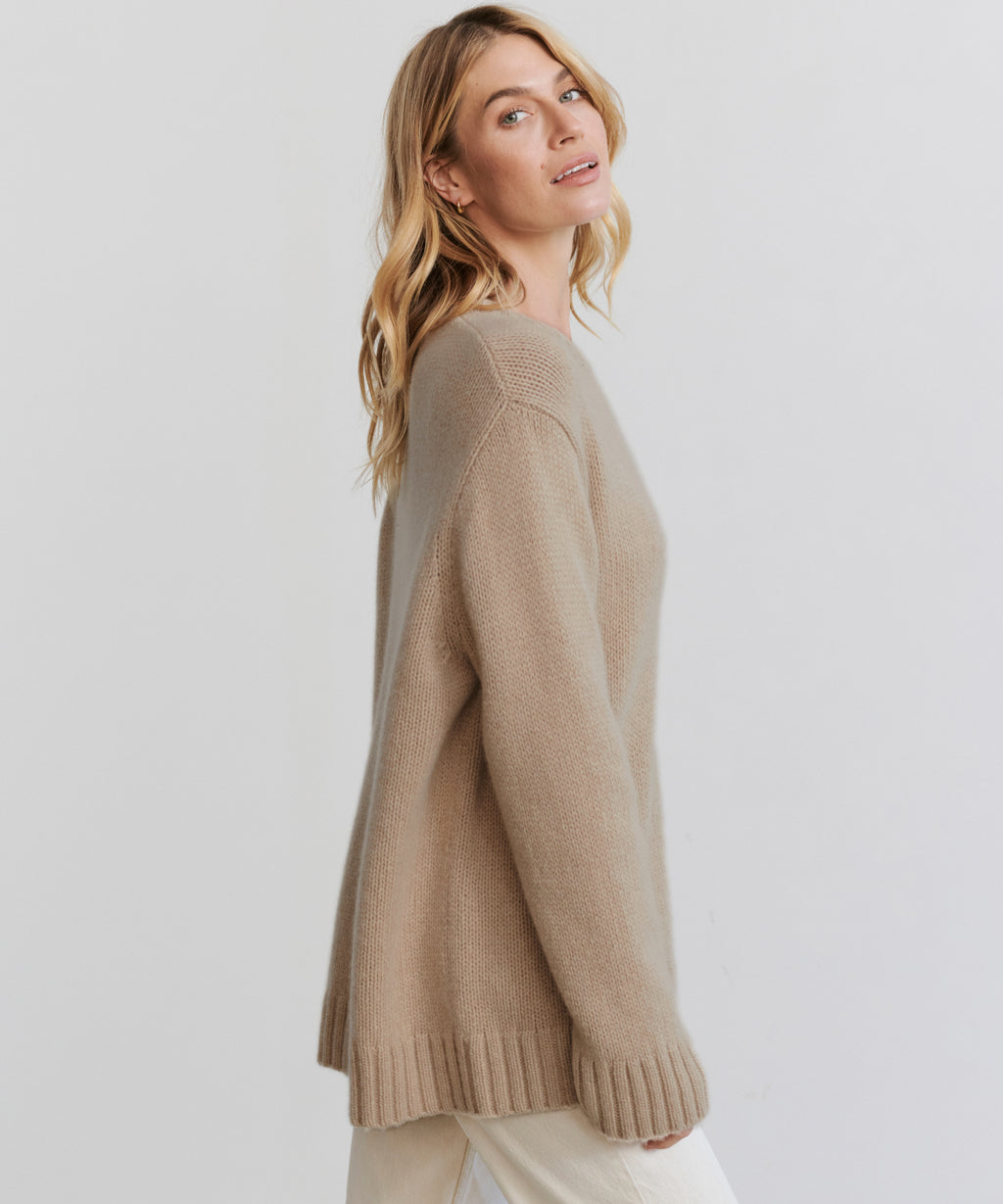 Cashmere Amelia Crewneck – Jenni Kayne