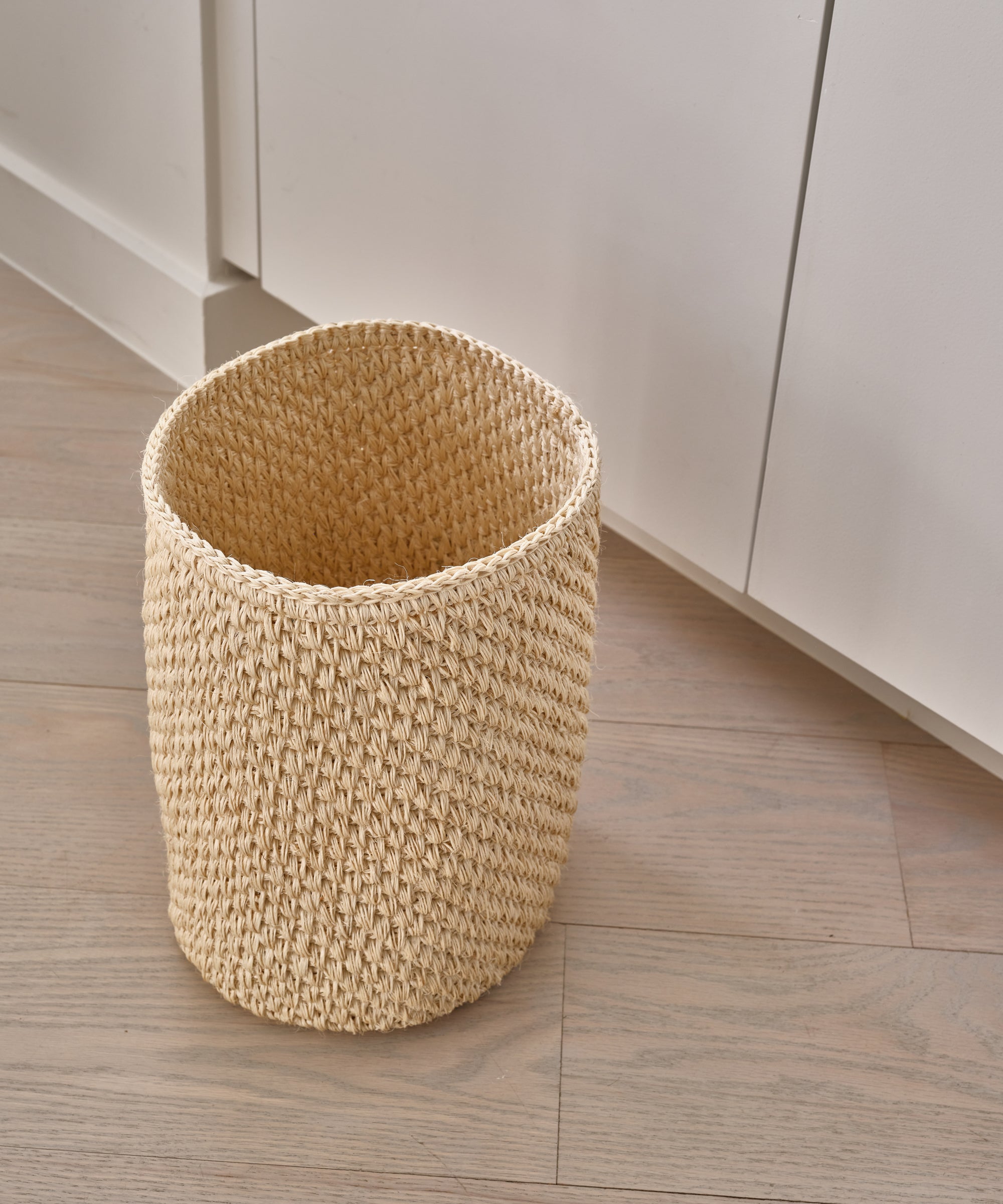 Laurel Waste Basket