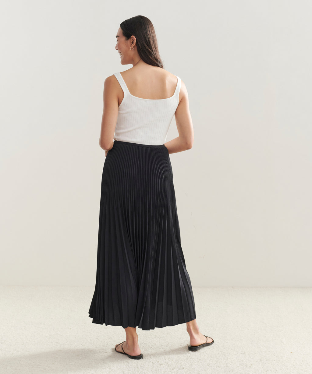 Dark Black Essentials Pleats Wrap Long Skirt // Pleated Skirt Mens