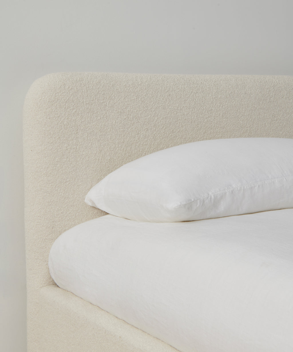 Denim Sand Youth Camel Back Upholstered Bed Accentrics Home | Furniture Cart