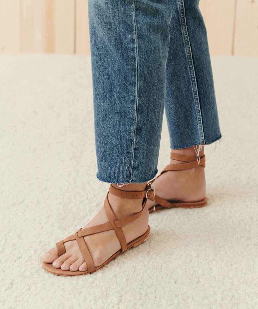 Oiled Leather Strappy Sandal – Jenni Kayne
