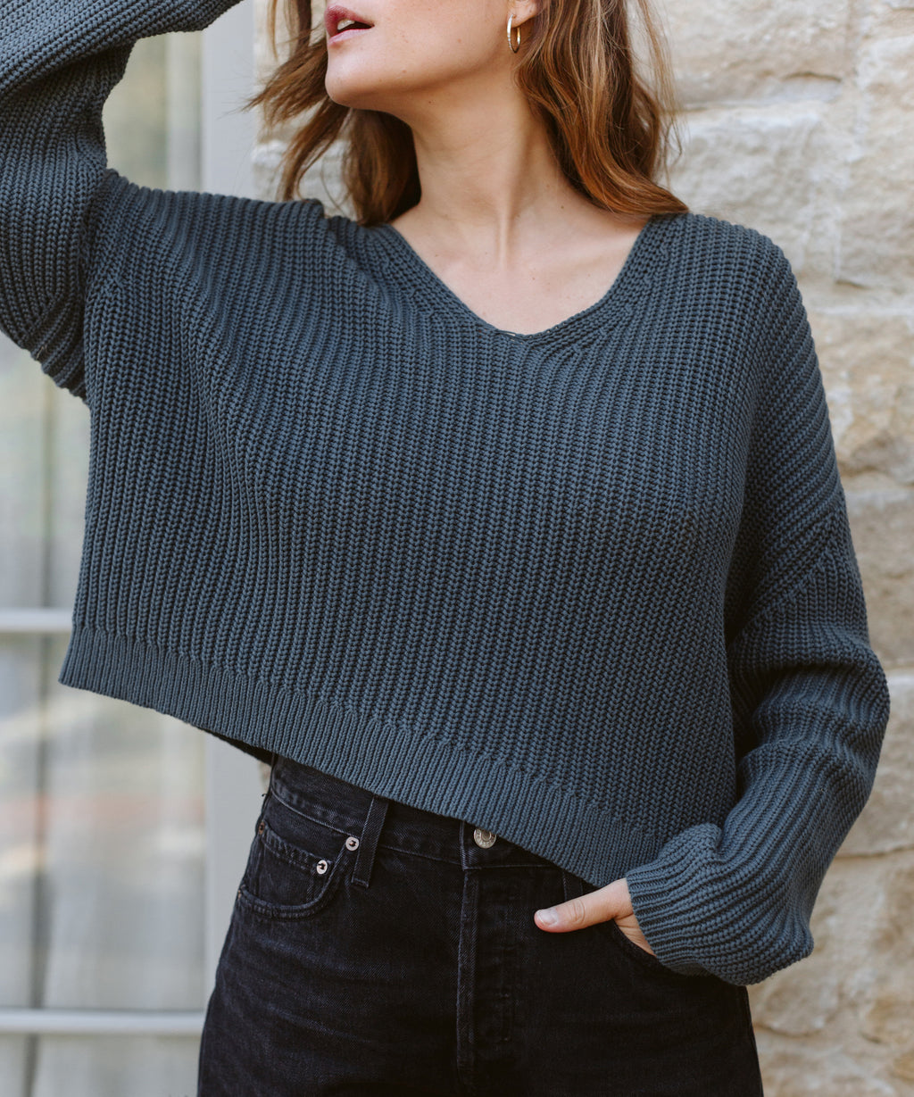 Cropped Sweaters  Cropped Knit Sweaters & V-Necks