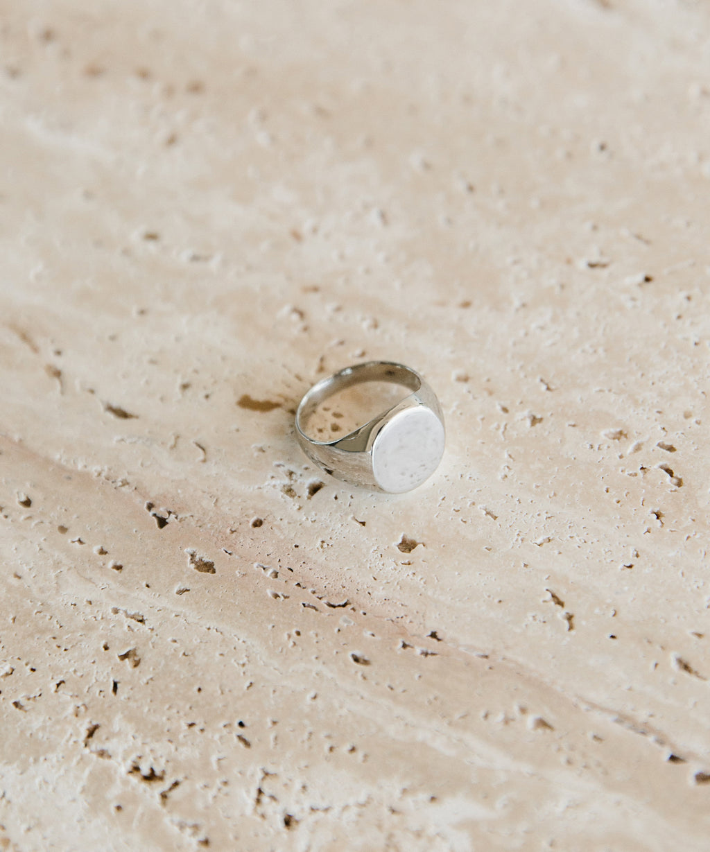 Minimalist Signet Ring Silver