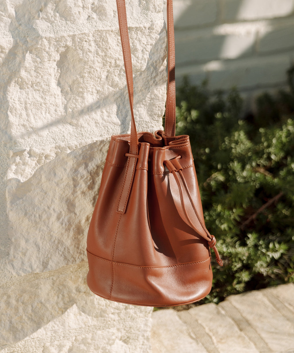 Stylish new Italian Saddle Bag, the Palio, in gorgeous soft tumbled leather  - CountryClubuk